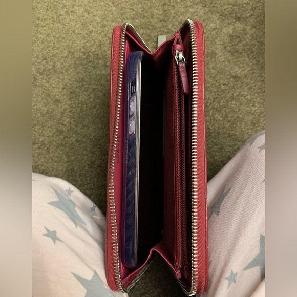 💯Authentic Chanel deep raspberry pink long wallet 💗💗 with authenticity cert. - Picture 15 of 15